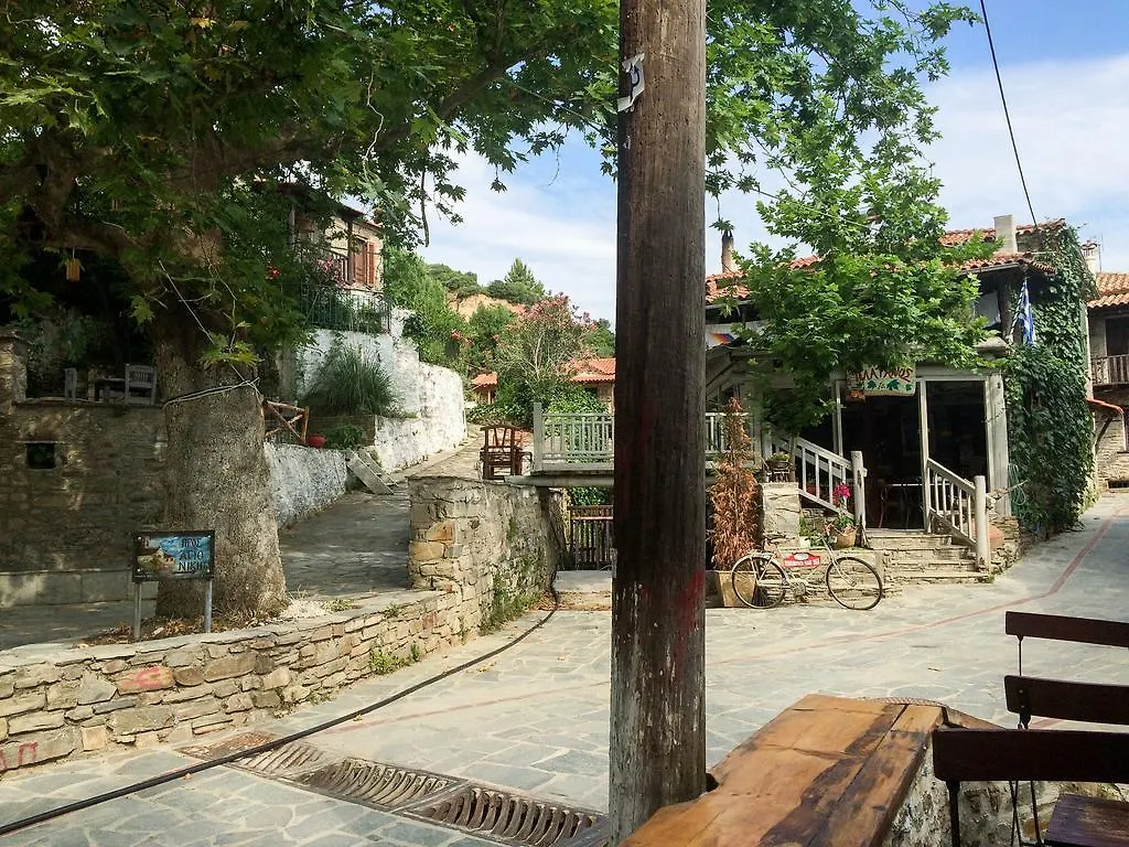 בית נופש ניקיטי Traditional House יוון